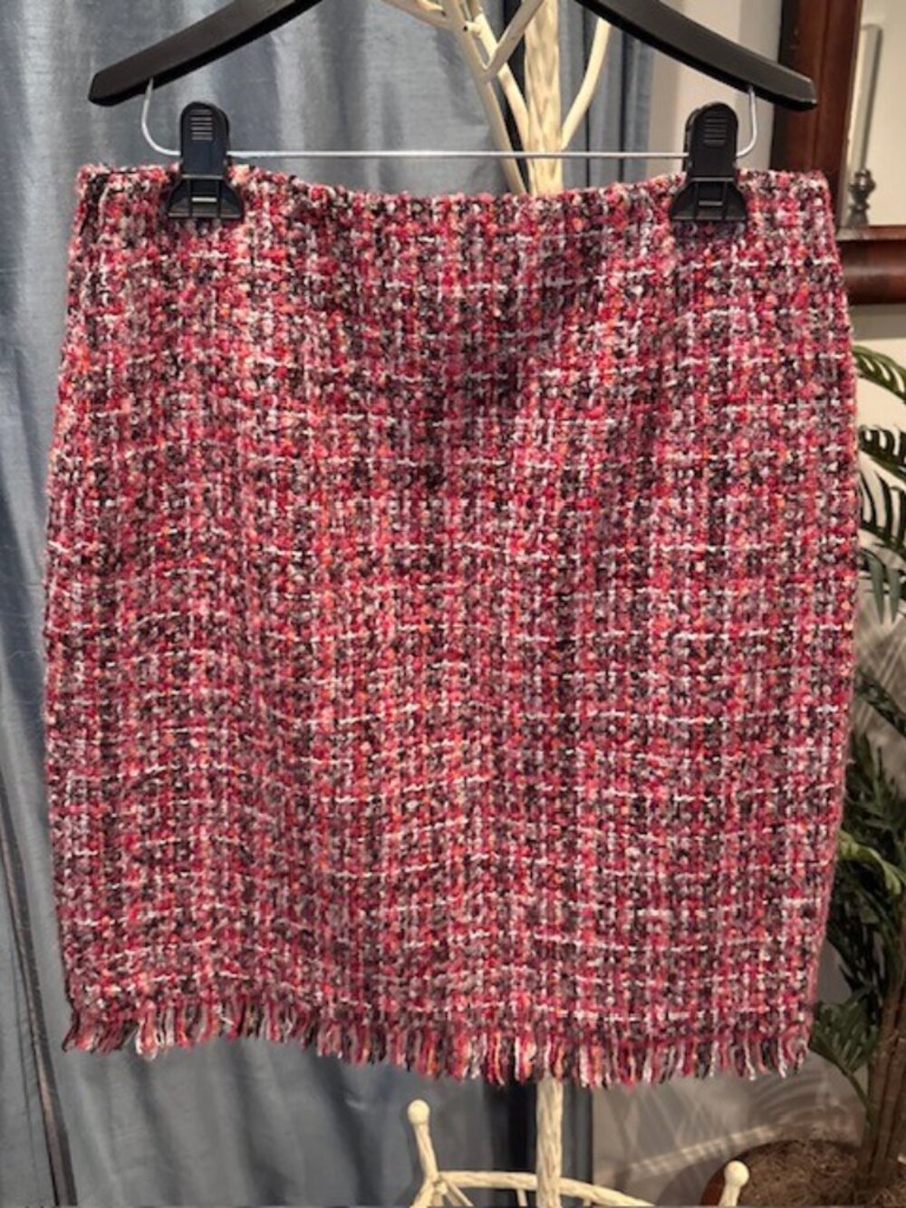 Talbots Pink and Cream Tweed Plaid Skirt with Fringe Size 6 Preloved Excellent